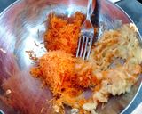 Foto langkah ke 2 dari resep Carrot Banana Muffin.