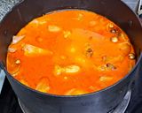 A picture of step 7 of Chicken Massaman Curry.