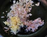 A picture of step 3 of Chatpati Bhindi Masala.