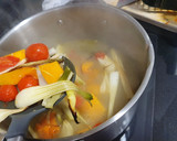 Foto del paso 4 de la receta: Crema de verduras asadas con pipas y jamón crujientes