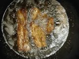 หมูสามชั้นทอดน้ำปลา