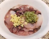 Hình bước làm 1 của món Canh Bạch Tuộc Cà Chua Nấu Gừng - Thịt Bò Kho Gừng (bữa cơm gia đình)