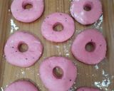 Foto langkah ke 8 dari resep Donat buah naga.
