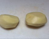 Foto del paso 2 de la receta: Rösti de papas con Salchichas y Huevo frito