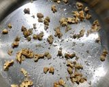 Foto del paso 2 de la receta: Wok de portobellos, brócoli y nuez