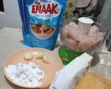 Foto langkah ke 1 dari resep Bola Ayam Isi Keju Lumer Milky Creamy.