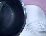 Foto del paso 1 de la receta: Roscones tiernos de leche, mantequilla y pepitas de chocolate