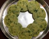 A picture of step 5 of Coriander Rice Idli.