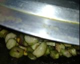 A picture of step 4 of Turai chana dal ki Sabji.