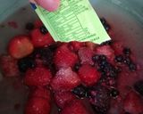 Foto del paso 6 de la receta: Cheesecake frío con frutos rojos (sin horno)
