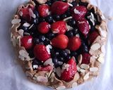 Une image de l'étape 5 de Tarte fraises & myrtilles !.