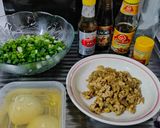 Foto langkah ke 4 dari resep Martabak Telur | Isi Daging Ayam.