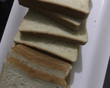 A picture of step 2 of Toast bread with sardine.