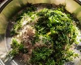 A picture of step 3 of Fresh methi leaves paratha.