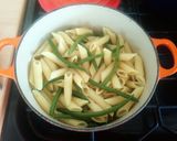 A picture of step 6 of Anchovy and garlic pasta.