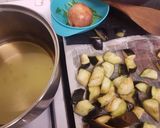 A picture of step 2 of Zucchini & aubergine curry.