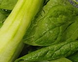 Hình bước làm 1 của món Canh mướp mồng tơi nấu bò viên