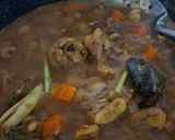 Foto langkah ke 4 dari resep Tongseng Ayam Bumbu Kemiri.
