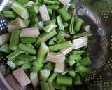 Foto langkah ke 1 dari resep Tumis Genjer Tauco homemade.