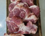 Foto del paso 1 de la receta: Churrasquitos de cerdo con bombitas