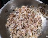 एग ड्रॉप करी (egg drop curry recipe in marathi) रेसिपी स्टेप 4 फोटो