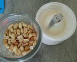 A picture of step 1 of Homemade peanut butter.