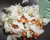 Foto langkah ke 2 dari resep Tumis Kangkung + Kol + Wortel.