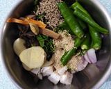 व्हेज कुर्मा करी... (veg kurma curry recipe in marathi) रेसिपी स्टेप 2 फोटो 