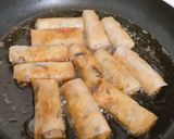 A picture of step 4 of Vietnamese Shrimp and Pork Egg Rolls (Chả Giò Tôm Thịt).