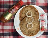 A picture of step 4 of Indo Chinese open paratha.