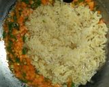 Foto langkah ke 1 dari resep Bola-bola mie instan (3 bahan utama).