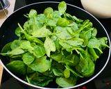 Spenótos-sonkás-tejszínes tészta recept fázis 1 fotója
