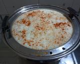 A picture of step 2 of Suji dhokla.