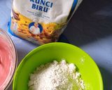 Foto langkah ke 2 dari resep Red Velvet Cookies.