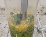 Foto del paso 2 de la receta Pesto de espinacas y piñones