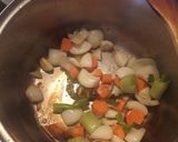 Foto del paso 6 de la receta: Cerdo en su salsa, sobre hummus de garbanzo al curry