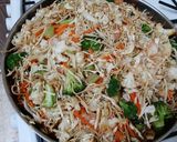 Φωτογραφία βήματος 7 της συνταγής Noodles με λαχανικά