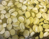 Foto del paso 1 de la receta: 283. Saquitos de queso de cabra y ajos caramelizados (picoteo)