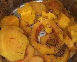 Foto del paso 1 de la receta: Sorrentinos de calabaza y muzzarella