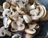 Foto del paso 2 de la receta: Salsa de hongos