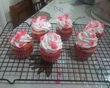 รูปขั้นตอนการทำที่ 2 ของ Cupcake สตอเบอรี่🍓