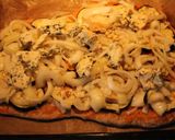 Foto del paso 8 de la receta: Pizzas de viernes 13+1