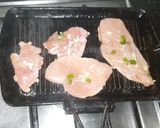A picture of step 2 of Grilled chicken salad.