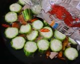 Foto langkah ke 5 dari resep Sayur Oyong Soun Bakso (179).