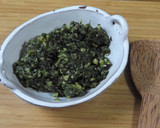 Foto del paso 1 de la receta: Pollo con patatas y salsa con pesto