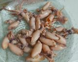 Foto langkah ke 2 dari resep Tumis Baby Cumi,Buncis, Taoge.