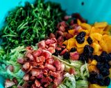 Foto del paso 1 de la receta: ENSALADA🥬Agridulce con🥭Mango...!