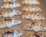 Hình bước làm 5 của món Bánh Croissant