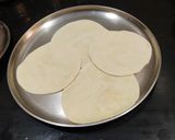 A picture of step 4 of Onion Kachori (Pyaz Kachori).