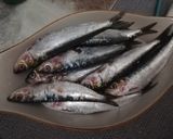 Foto del paso 1 de la receta Sardinas de Huelva asadas con laurel 🌿🐟🍃
